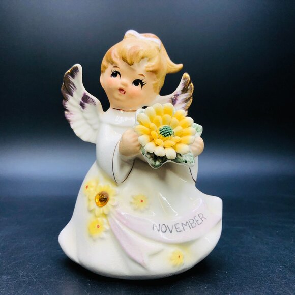 Vintage LEFTON November Birthday Month Porcelain Angel Figurine: 50s Kitsch Gift - Picture 2 of 13